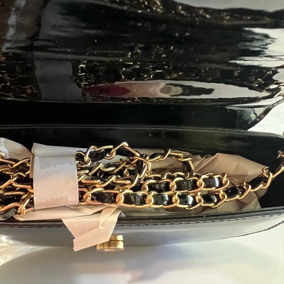 Valentino Orlandi Patent Crossbody Bag in Black - Picture 4 of 6